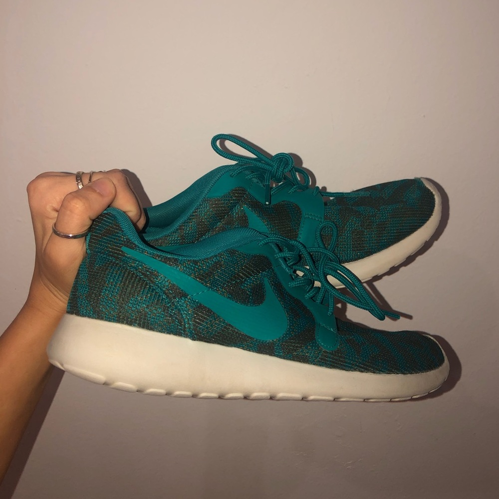 NIKE ROSHE - Picture 2 of 4